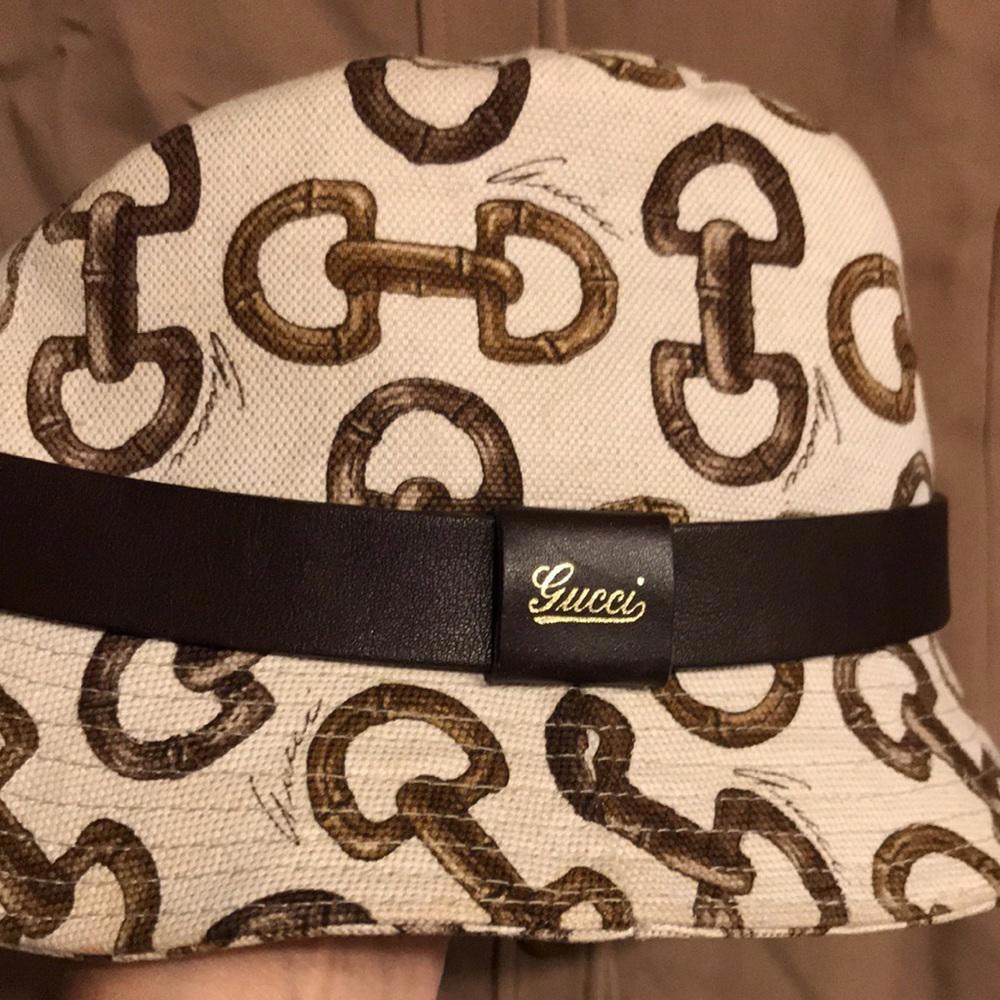 𝐆𝐔𝐂𝐂𝐈 𝐁𝐔𝐂𝐊𝐄𝐓 𝐇𝐀𝐓 - Picture 13 of 13